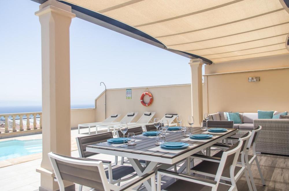 Luxurious Villa With Amazing Sea View And Pool Caleta De Fuste Exteriör bild