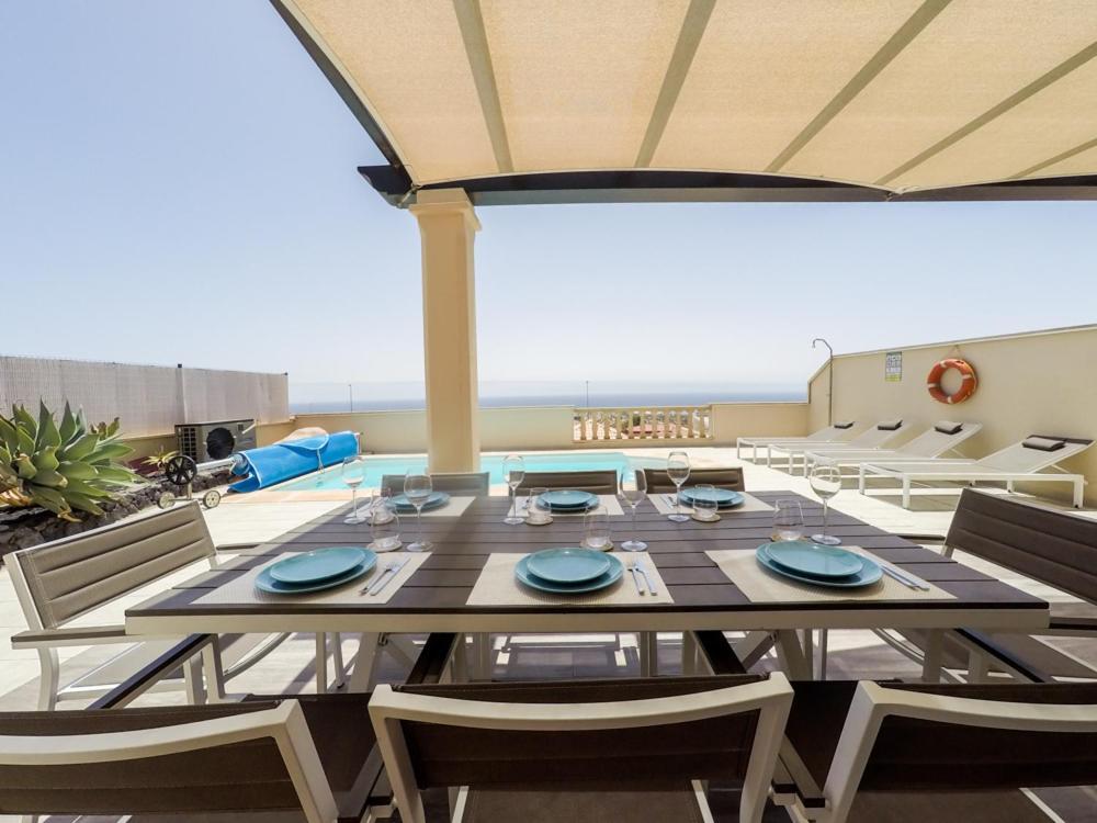 Luxurious Villa With Amazing Sea View And Pool Caleta De Fuste Exteriör bild