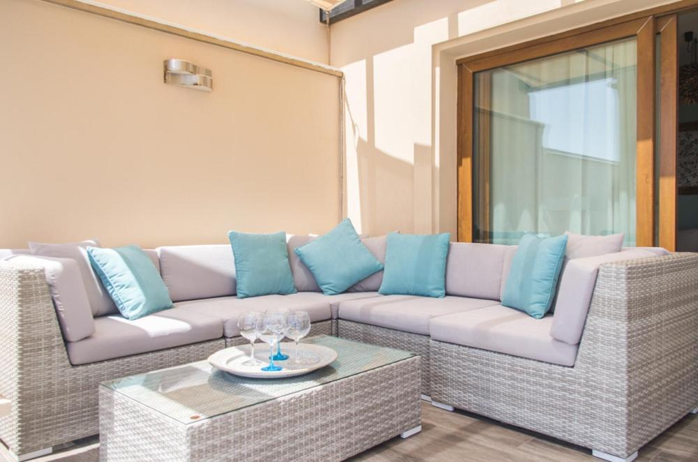 Luxurious Villa With Amazing Sea View And Pool Caleta De Fuste Exteriör bild