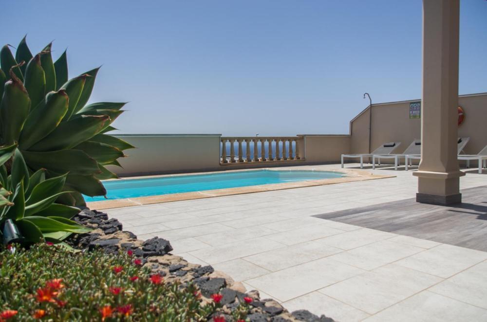 Luxurious Villa With Amazing Sea View And Pool Caleta De Fuste Exteriör bild
